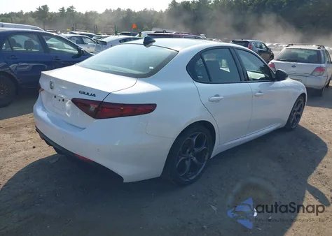 2019 Alfa Romeo Giulia Ti Sport Awd z USA, uszkodzony, nr VIN ZARFANBN2K7603755